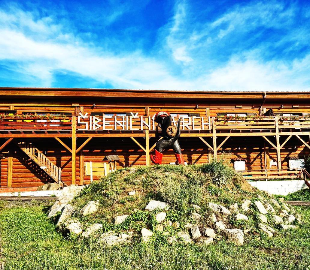 Sport-Hotel Sibenicni Vrch Mnichovice Buitenkant foto