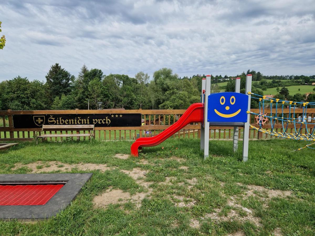 Sport-Hotel Sibenicni Vrch Mnichovice Buitenkant foto