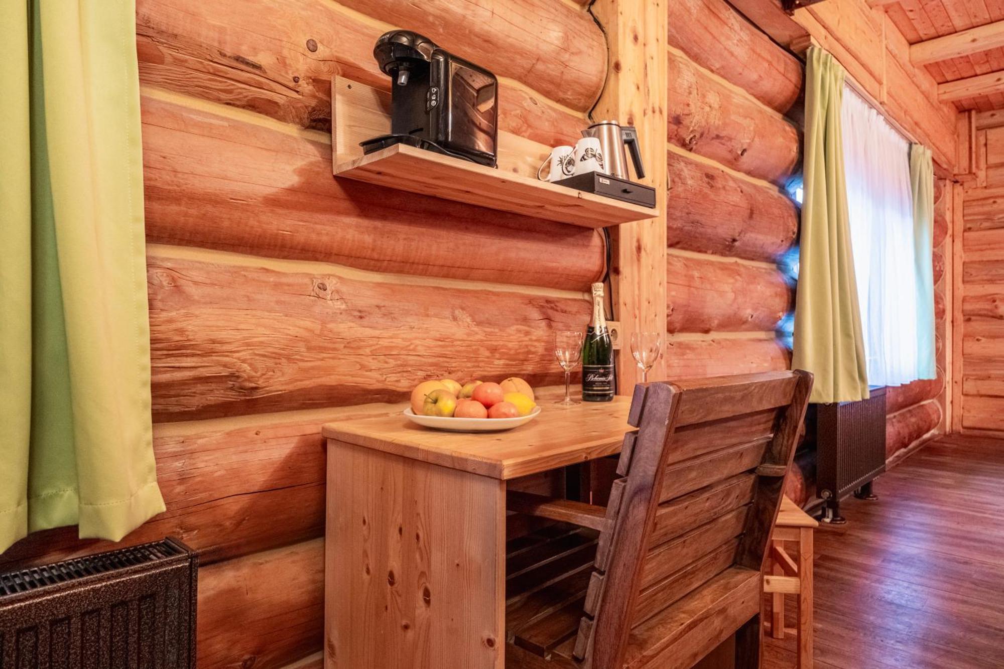 Sport-Hotel Sibenicni Vrch Mnichovice Buitenkant foto