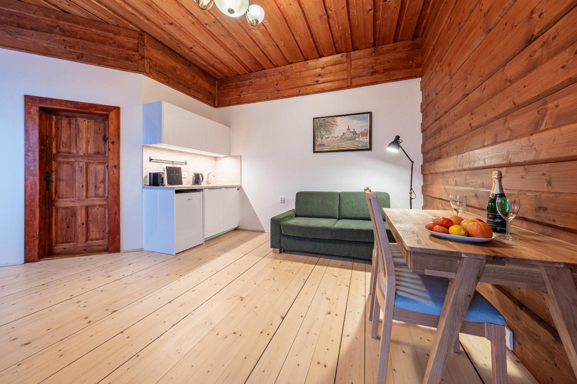 Sport-Hotel Sibenicni Vrch Mnichovice Buitenkant foto