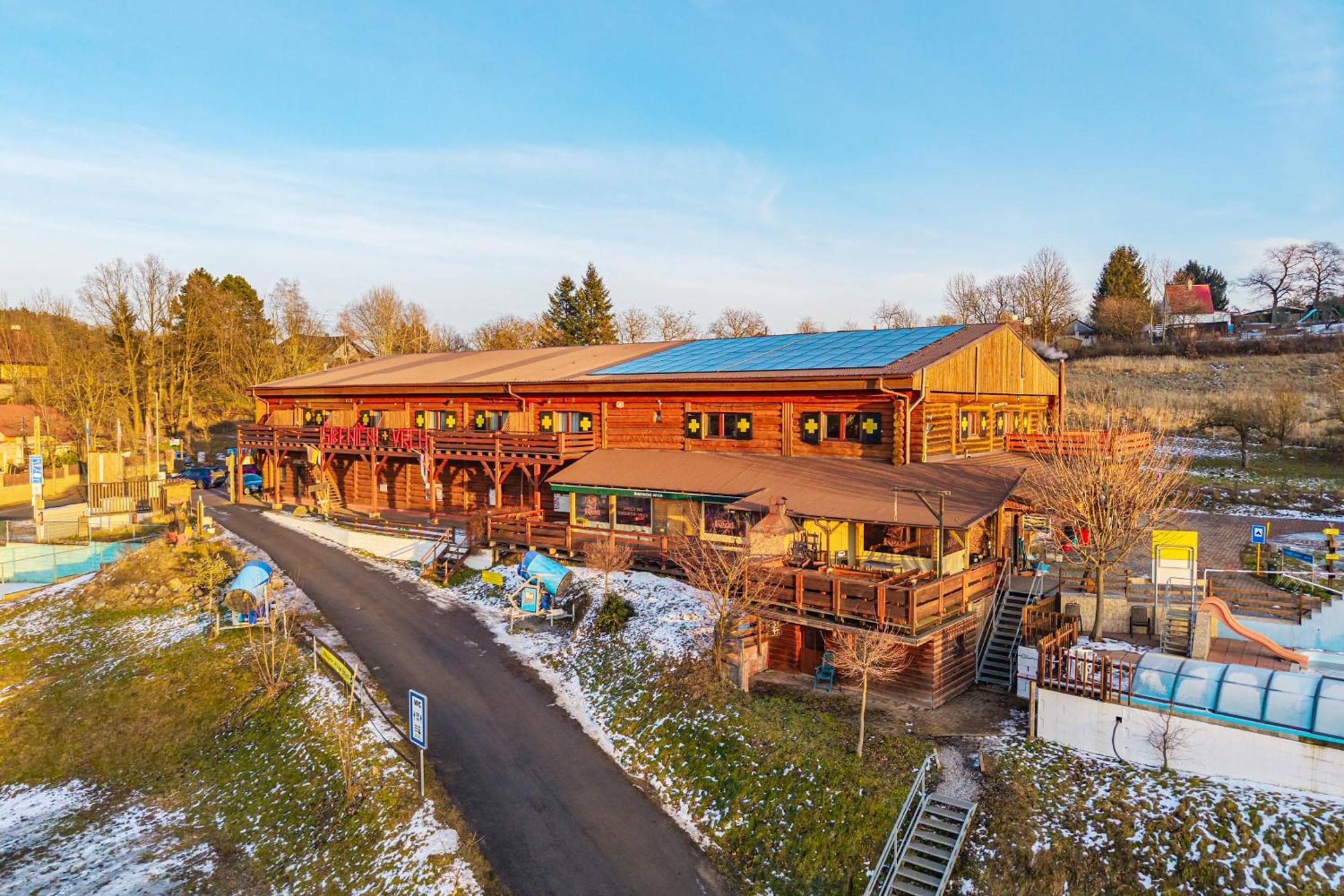 Sport-Hotel Sibenicni Vrch Mnichovice Buitenkant foto