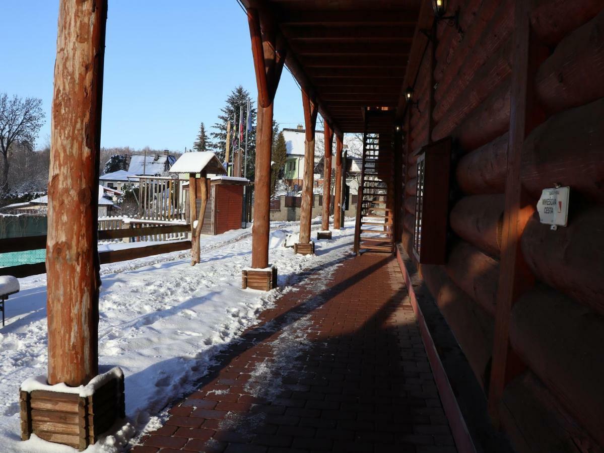 Sport-Hotel Sibenicni Vrch Mnichovice Buitenkant foto